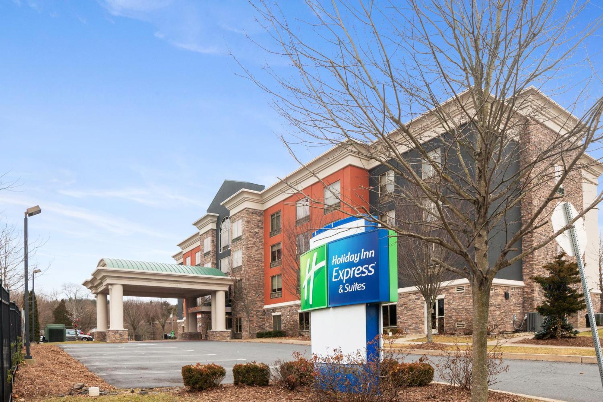 Holiday Inn Express And Suites Stroudsburg-Poconos By Ihg Exterior foto