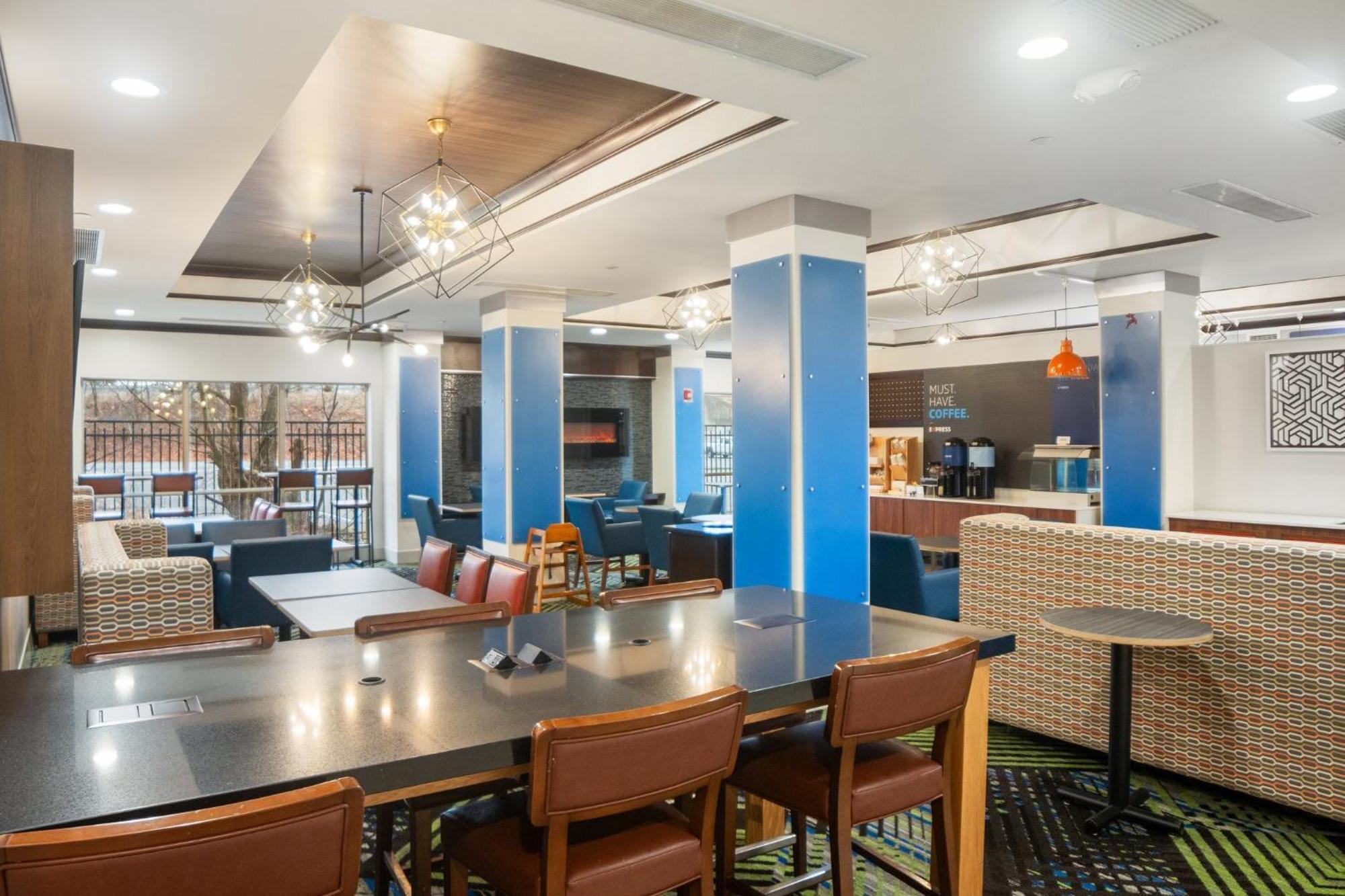 Holiday Inn Express And Suites Stroudsburg-Poconos By Ihg Exterior foto