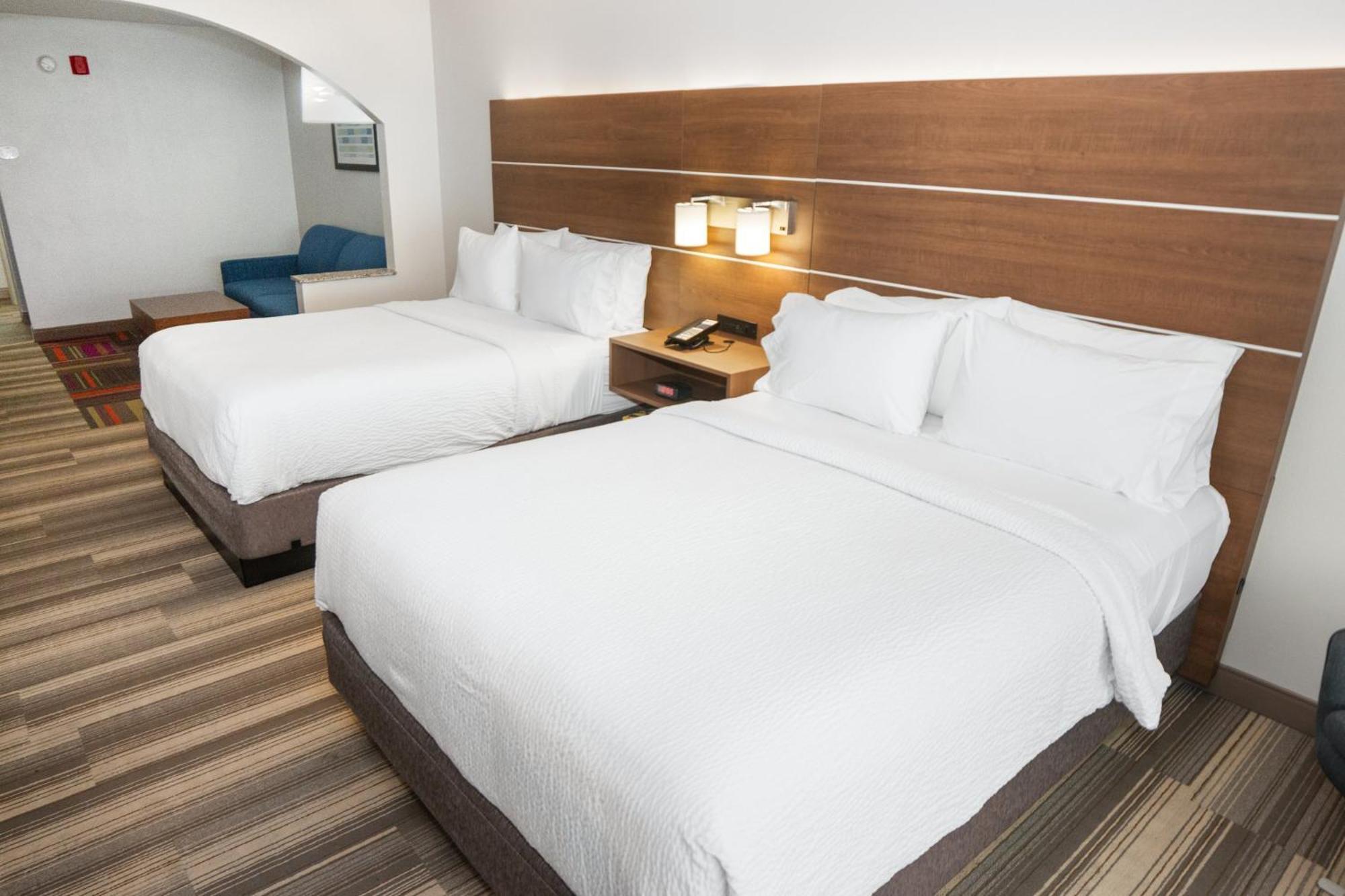 Holiday Inn Express And Suites Stroudsburg-Poconos By Ihg Exterior foto